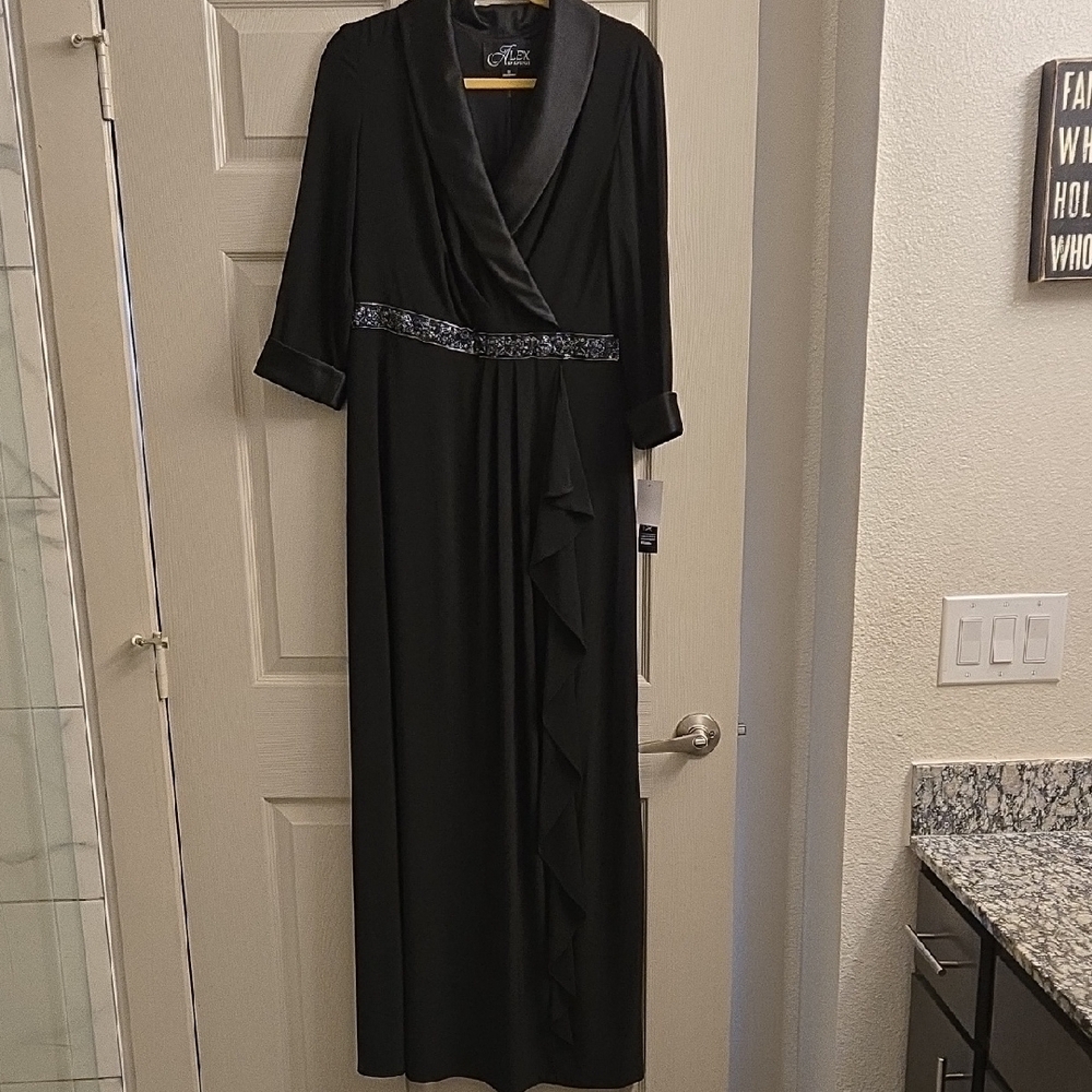 Alex Evenings Elegant Black Long Dress with Embellished Waist And Tuxedo Collar